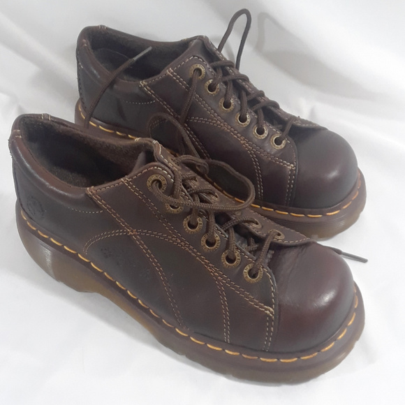 Dr Martens Shoes Dr Martens 22 Floral Imprint Brown Leather Poshmark